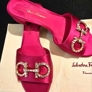 Salvatore Ferragamo Lampio T Satin Slide With Crystal Bit Embellishment Size 6.5